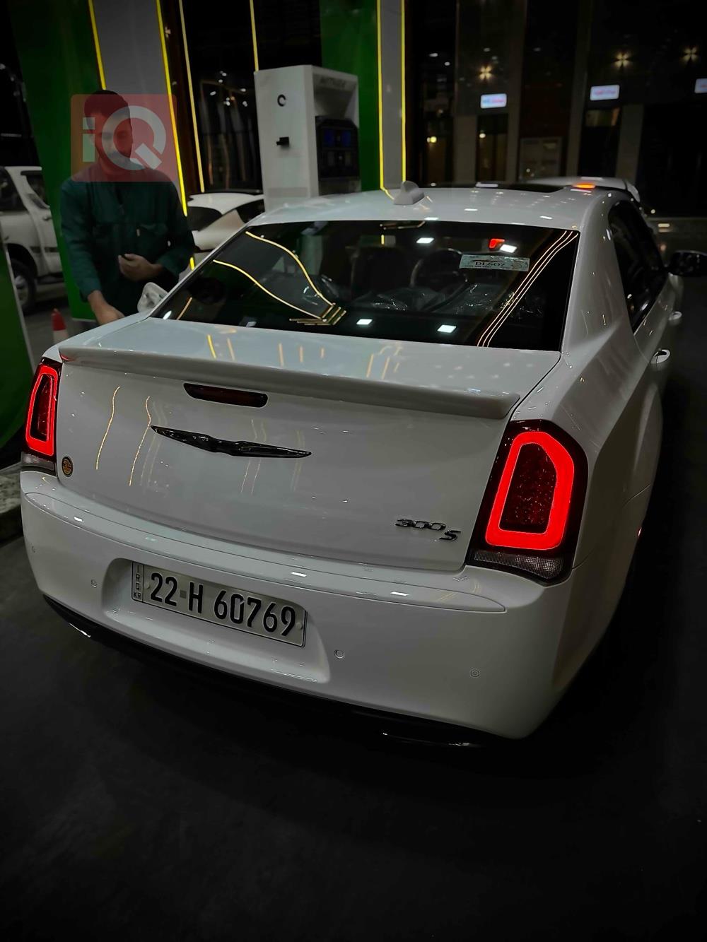 كرايسلر 300